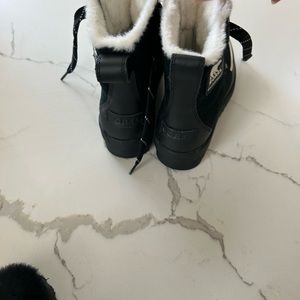 Sorel black winter boots